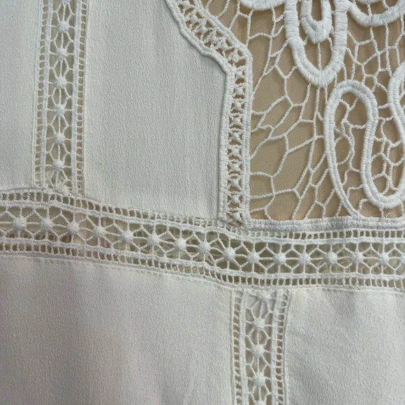 White dress with crochet details! - Picture 3 of 3
